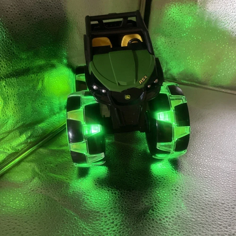 RSX Buggy‎ Green 4x4 Monster Light Up Wheels 8